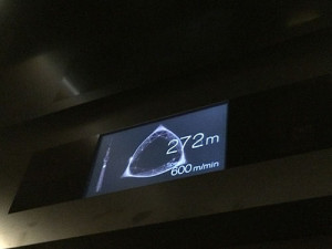 東京スカイツリーのエレベーター内